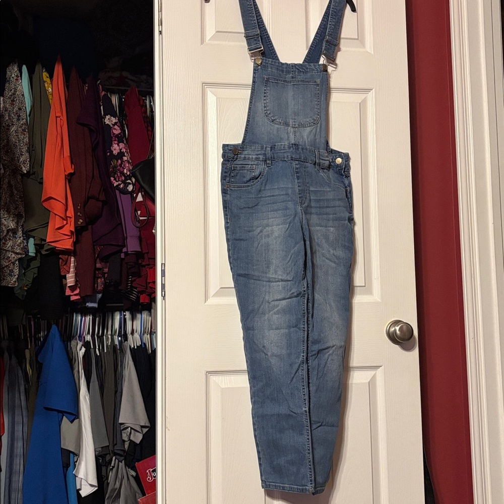 Juniors Dollhouse Classic Blue Jean overalls size 11